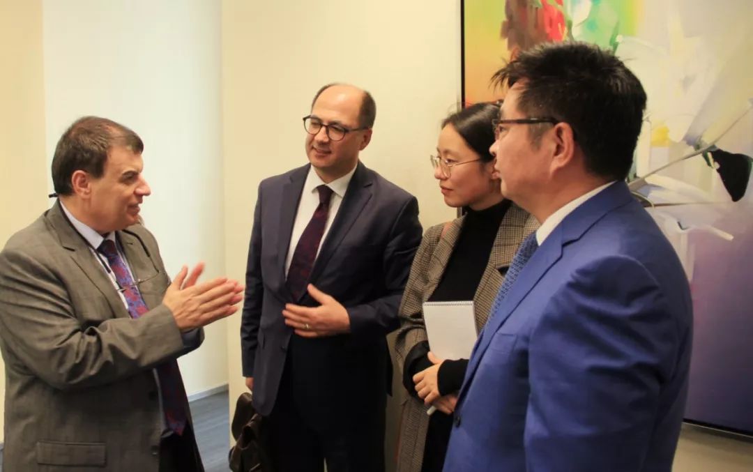 全球技術領先的德國沸石微粉企業DMT公司總裁再次到訪國投盛世-國投盛世