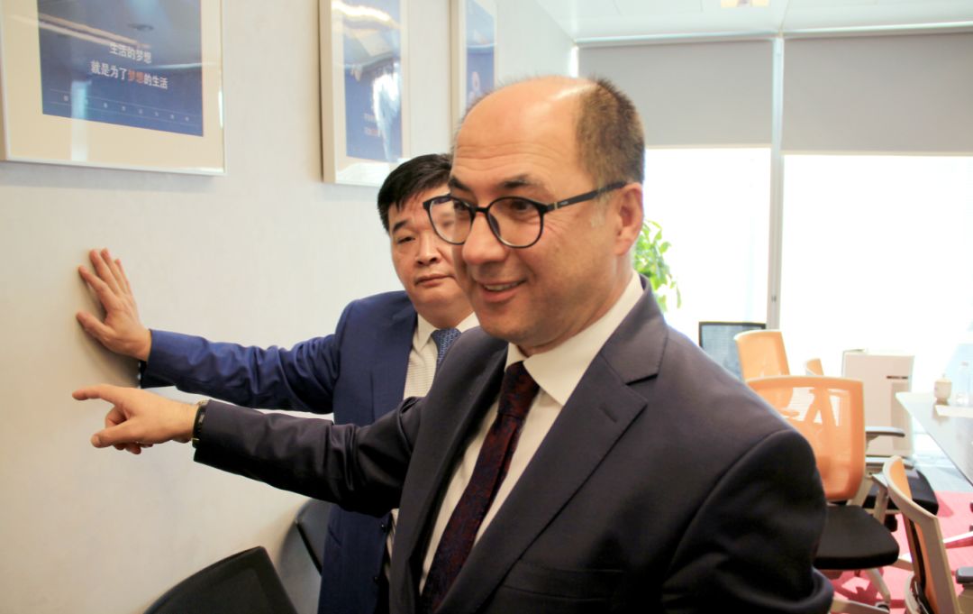 全球技術領先的德國沸石微粉企業DMT公司總裁再次到訪國投盛世-國投盛世