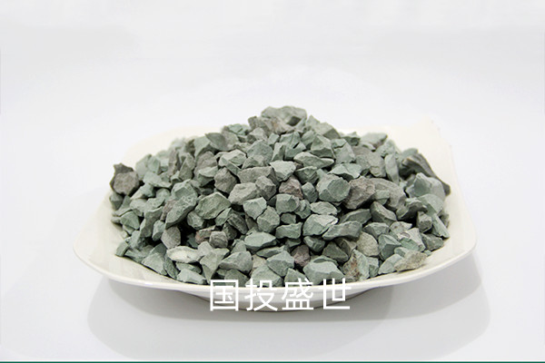 裝填沸石濾料時應(yīng)注意的幾點